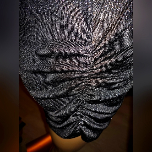 Beautiful Off the shoulder sweater so soft - Picture 3 of 6